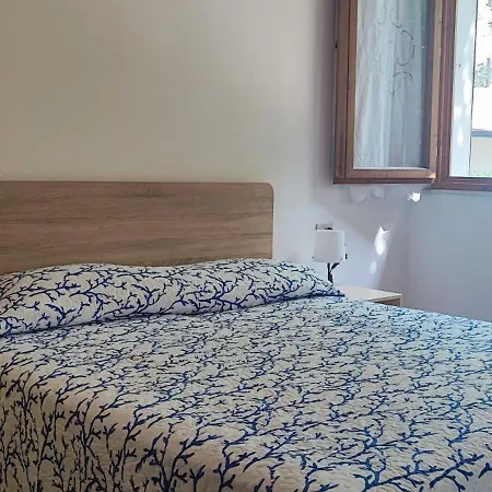 Ancora Campingplatz 2*